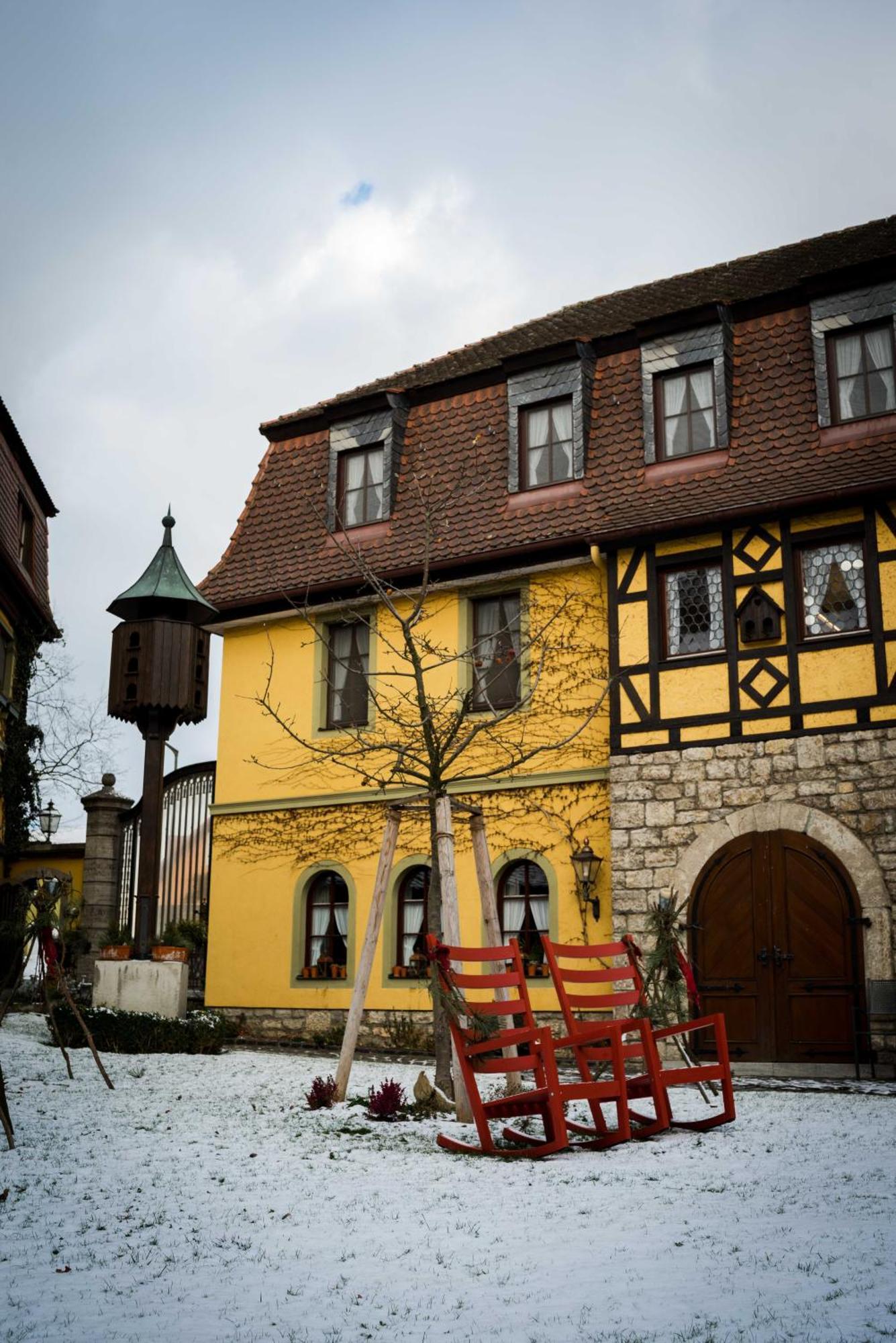 Hotel Leicht Biebelried Exterior photo